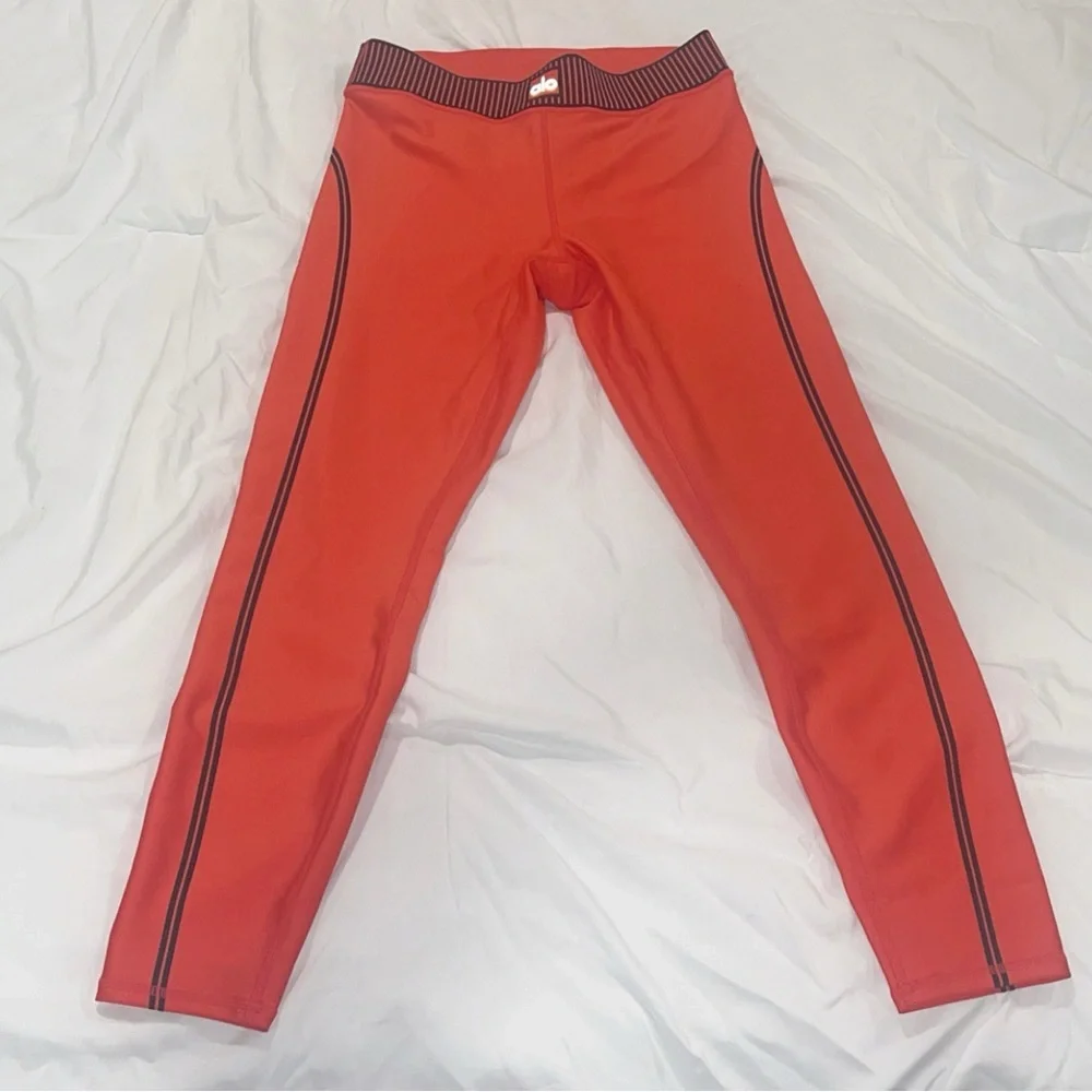 🆕ALO YOGA Airlift High-Waist 7/8 Line Up Legging in Hot Summer
